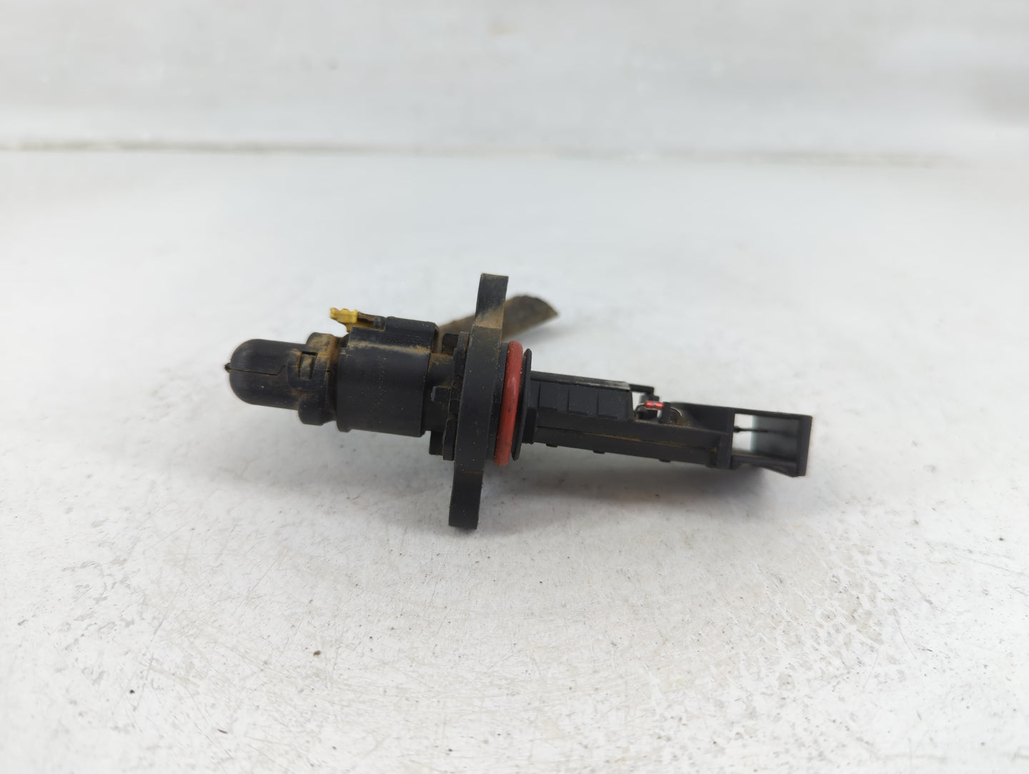 2012-2012 Chevrolet Sonic Mass Air Flow Meter Maf - Oemusedautoparts1.com
