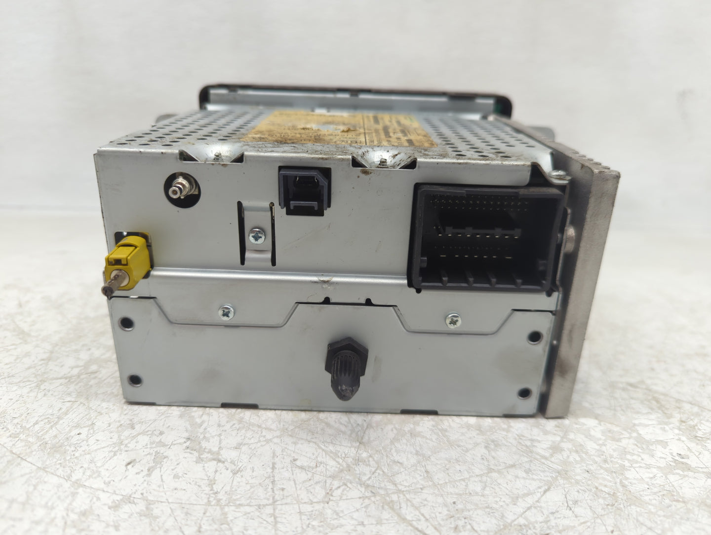 2012 Chevrolet Sonic Radio AM FM Cd Player Receiver Replacement P/N:95179057 Fits OEM Used Auto Parts - Oemusedautoparts1.co