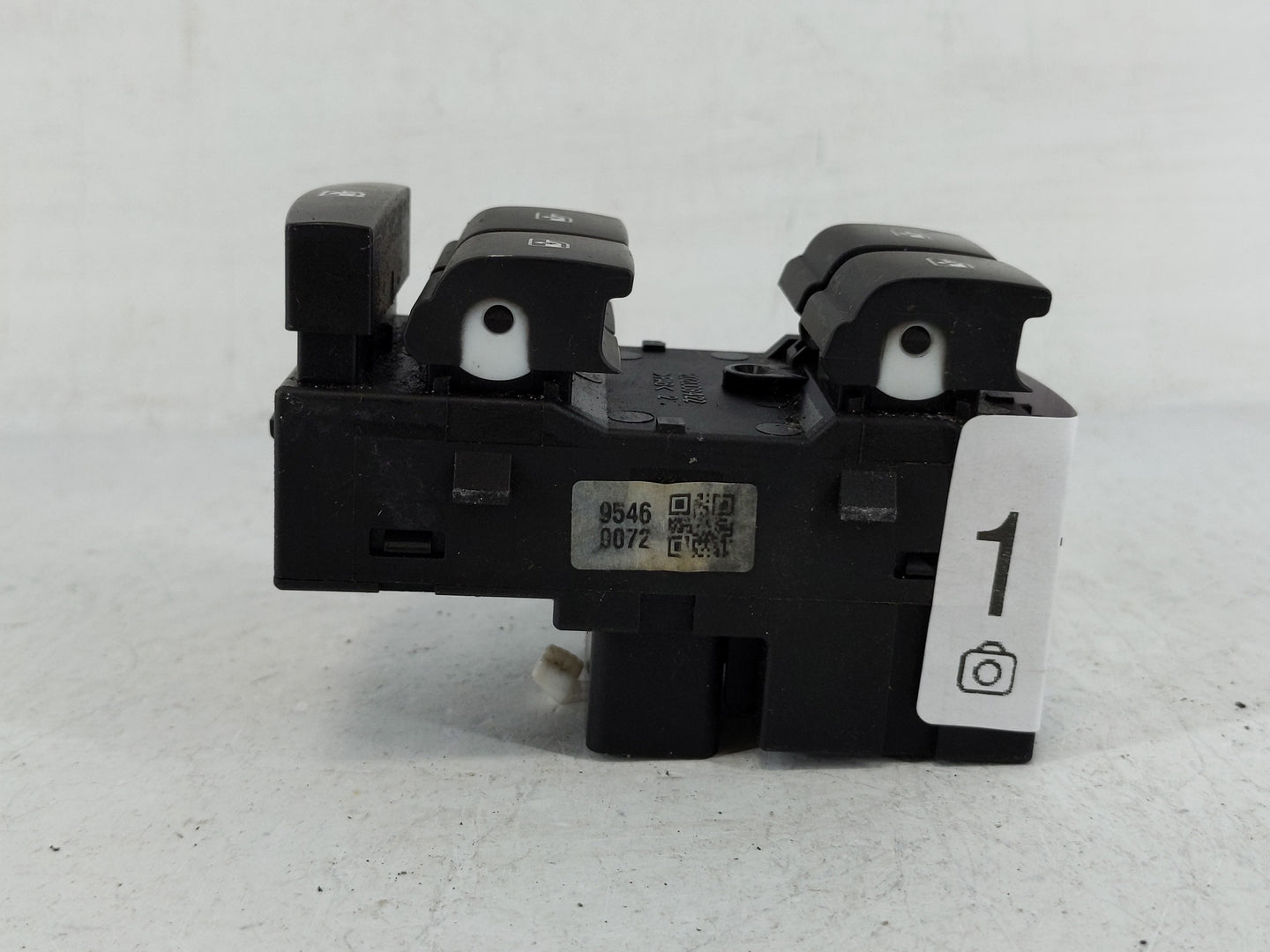 2012-2016 Chevrolet Sonic Master Power Window Switch Replacement Driver Side Left P/N:2020084222 Fits OEM Used Auto Parts - 