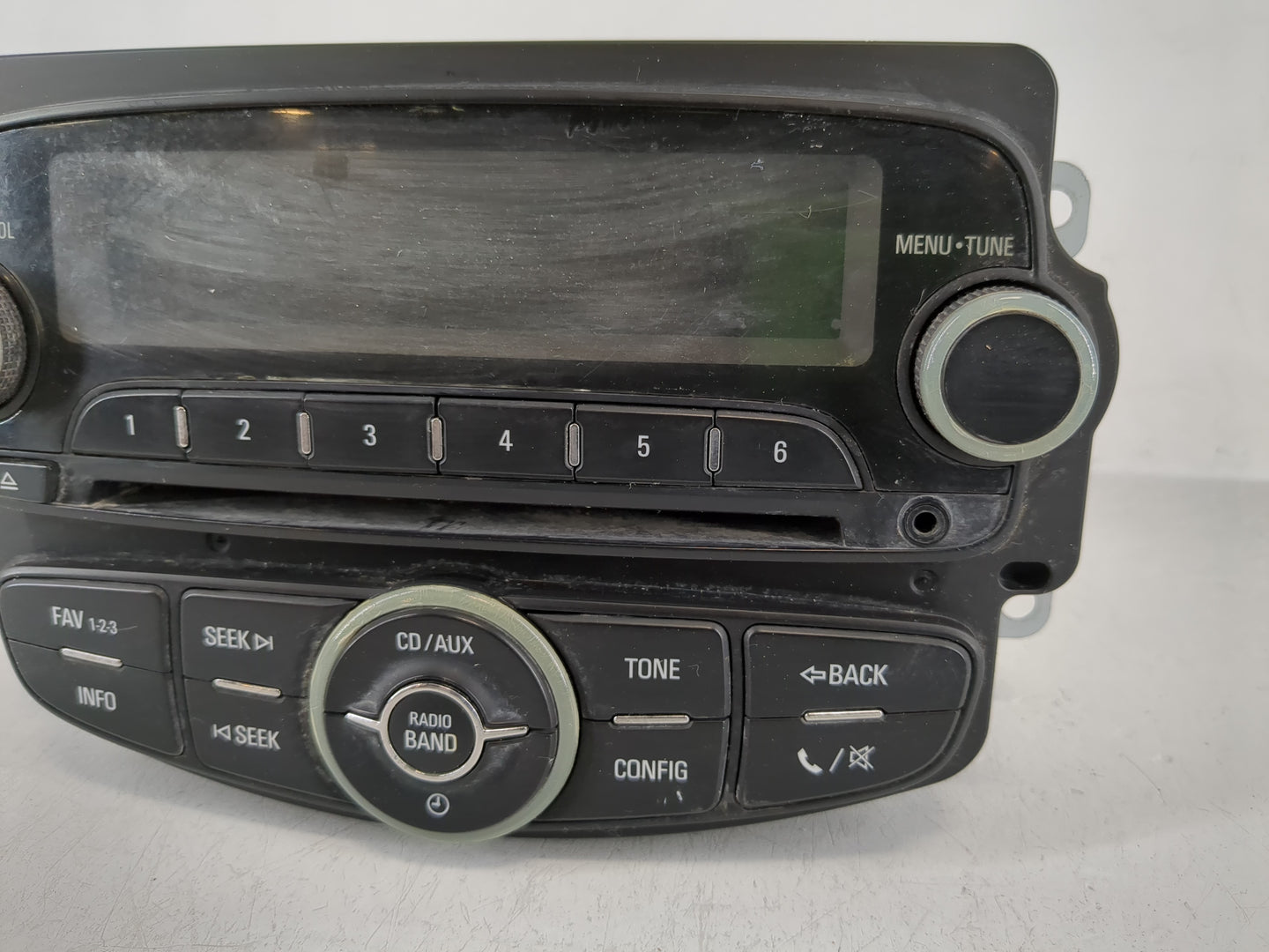 2012 Chevrolet Sonic Radio AM FM Cd Player Receiver Replacement Fits OEM Used Auto Parts - Oemusedautoparts1.com