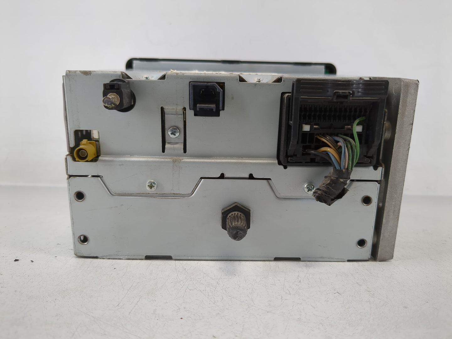 2012 Chevrolet Sonic Radio AM FM Cd Player Receiver Replacement Fits OEM Used Auto Parts - Oemusedautoparts1.com