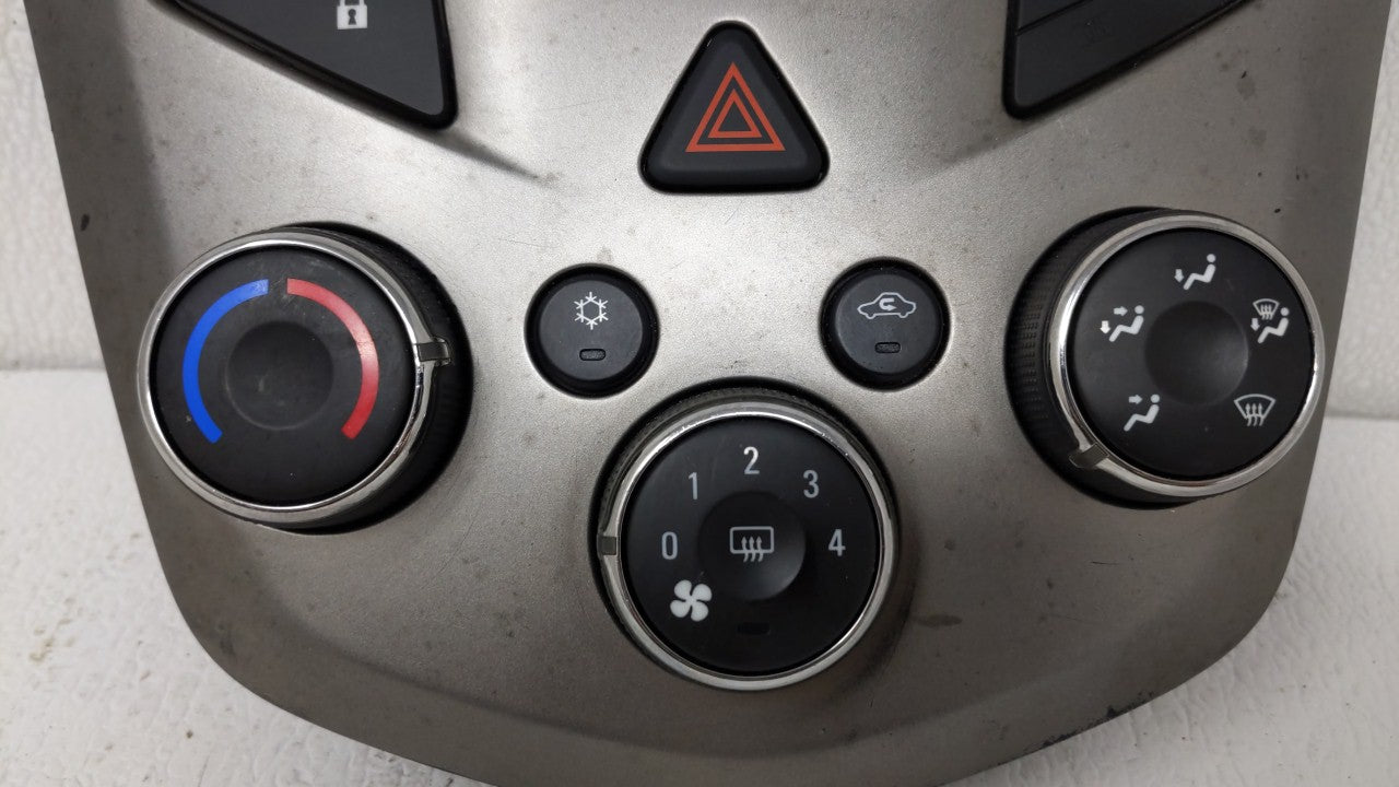 2012 Chevrolet Sonic Climate Control Module Temperature AC/Heater Replacement P/N:95076687 95332699, 95466006, 95189629 Fits