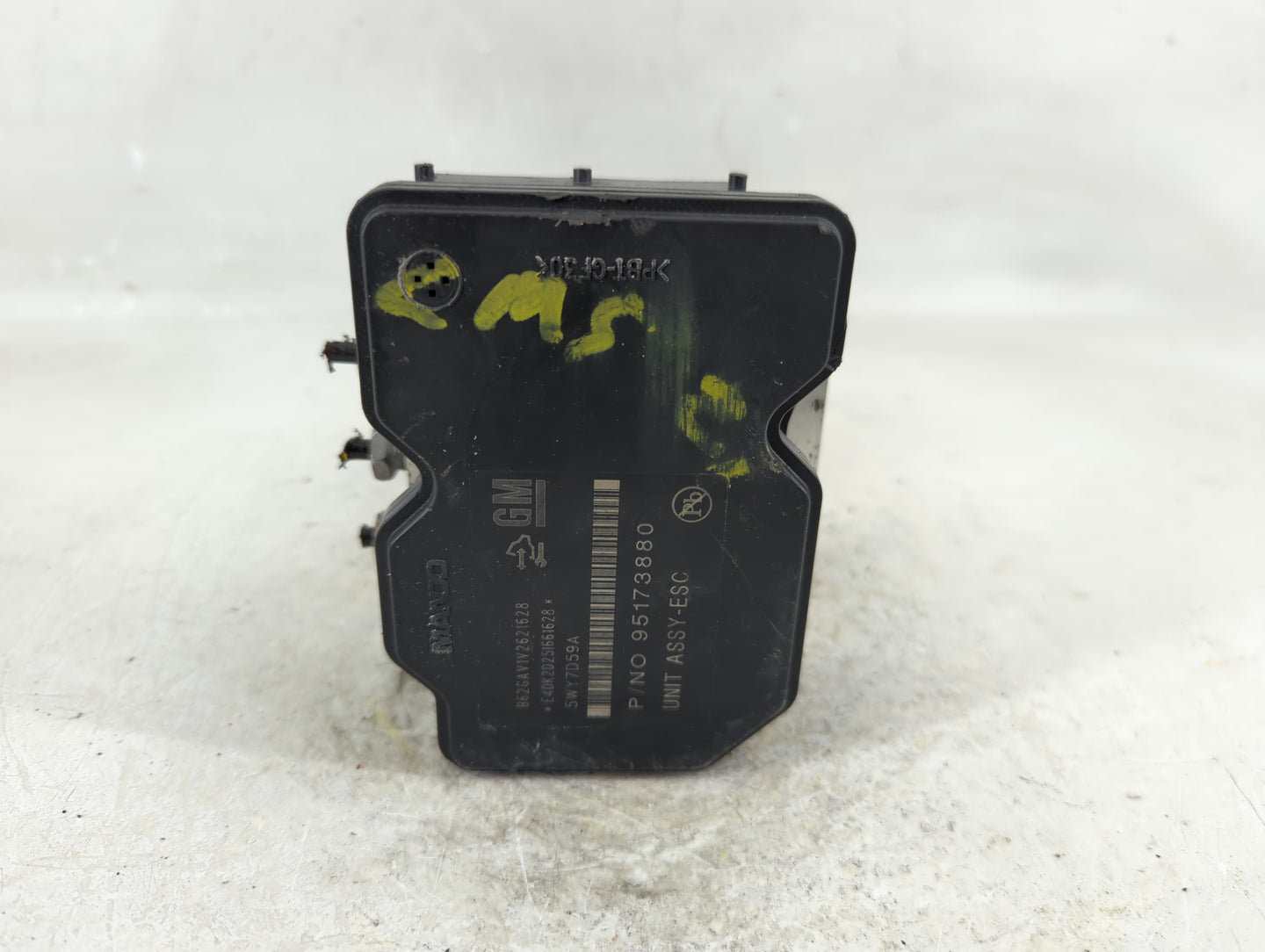 2012-2013 Chevrolet Sonic ABS Pump Control Module Replacement P/N:95173880 Fits Fits 2012 2013 OEM Used Auto Parts - Oemused