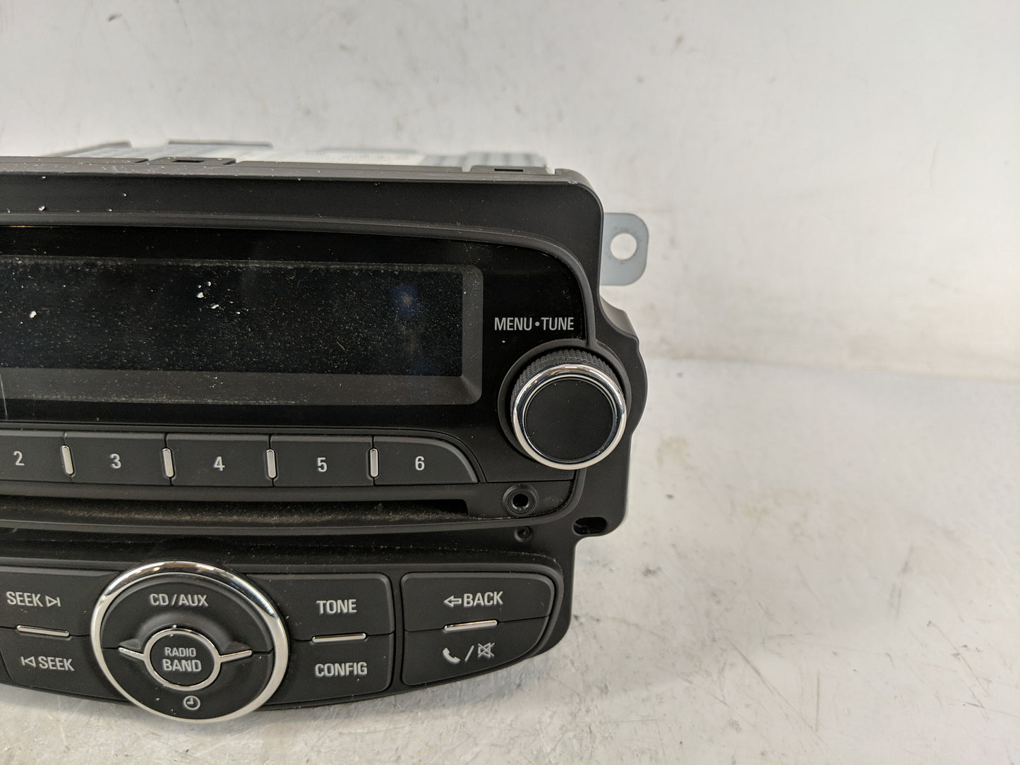 2012 Chevrolet Sonic Radio AM FM Cd Player Receiver Replacement P/N:95909138 Fits OEM Used Auto Parts - Oemusedautoparts1.co