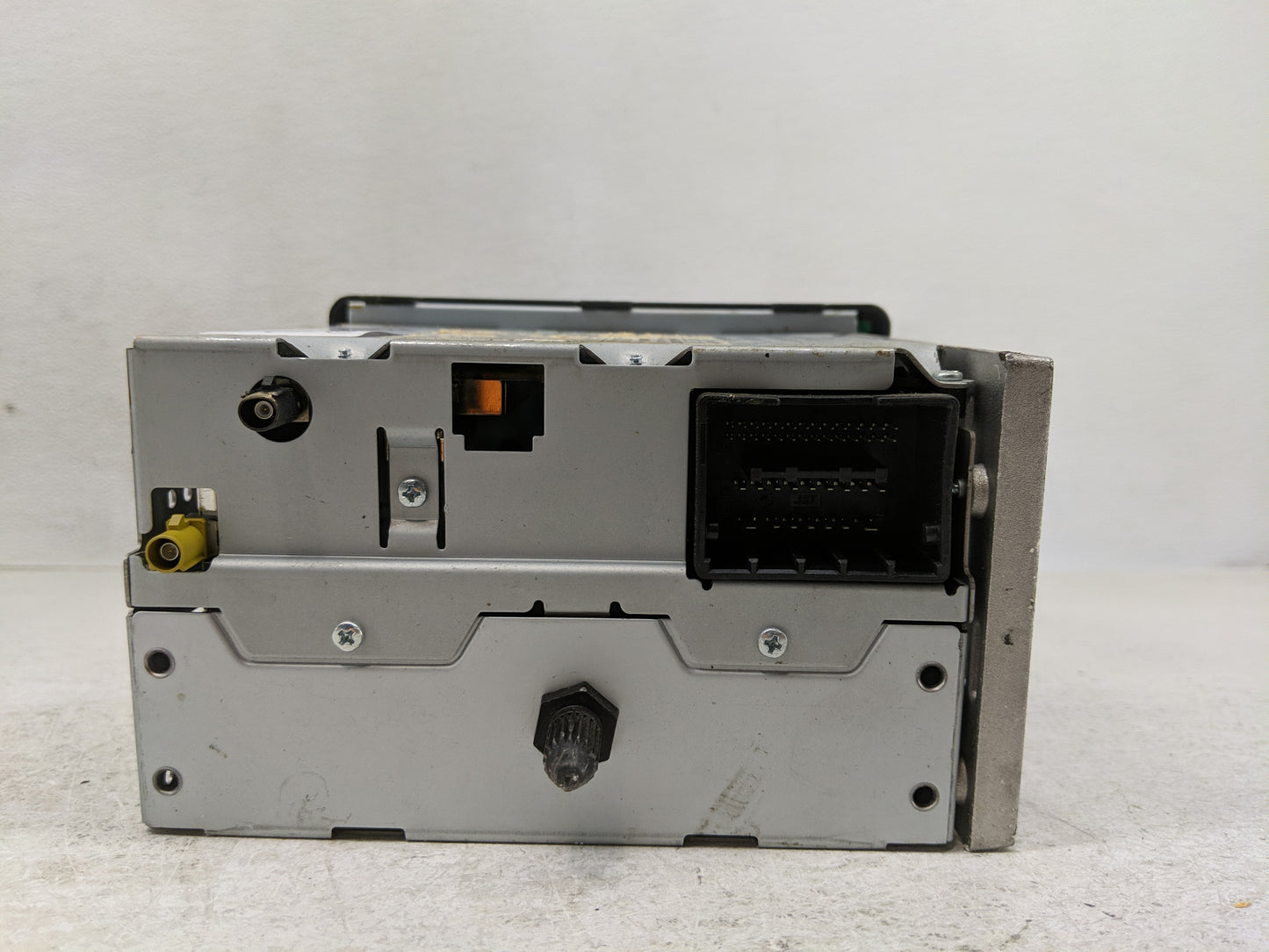 2012 Chevrolet Sonic Radio AM FM Cd Player Receiver Replacement P/N:95179051 Fits OEM Used Auto Parts - Oemusedautoparts1.co