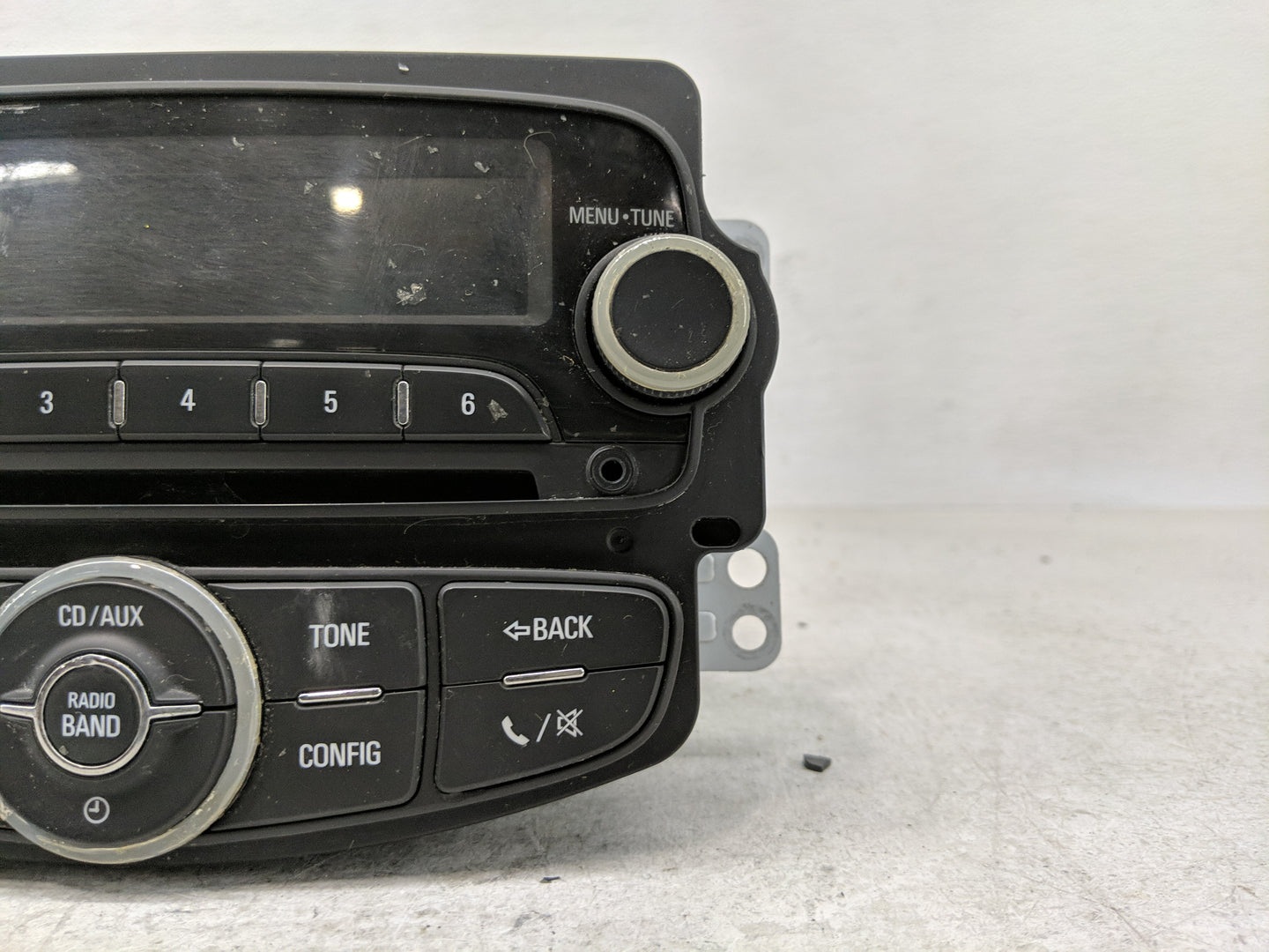 2012 Chevrolet Sonic Radio AM FM Cd Player Receiver Replacement P/N:95179057 Fits OEM Used Auto Parts - Oemusedautoparts1.co