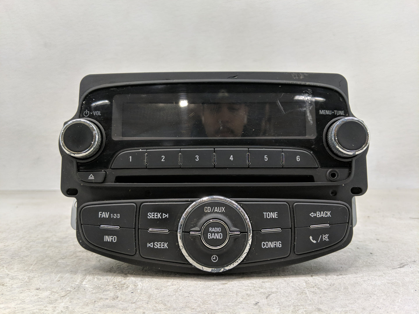 2012 Chevrolet Sonic Radio AM FM Cd Player Receiver Replacement P/N:95179057 Fits OEM Used Auto Parts - Oemusedautoparts1.co