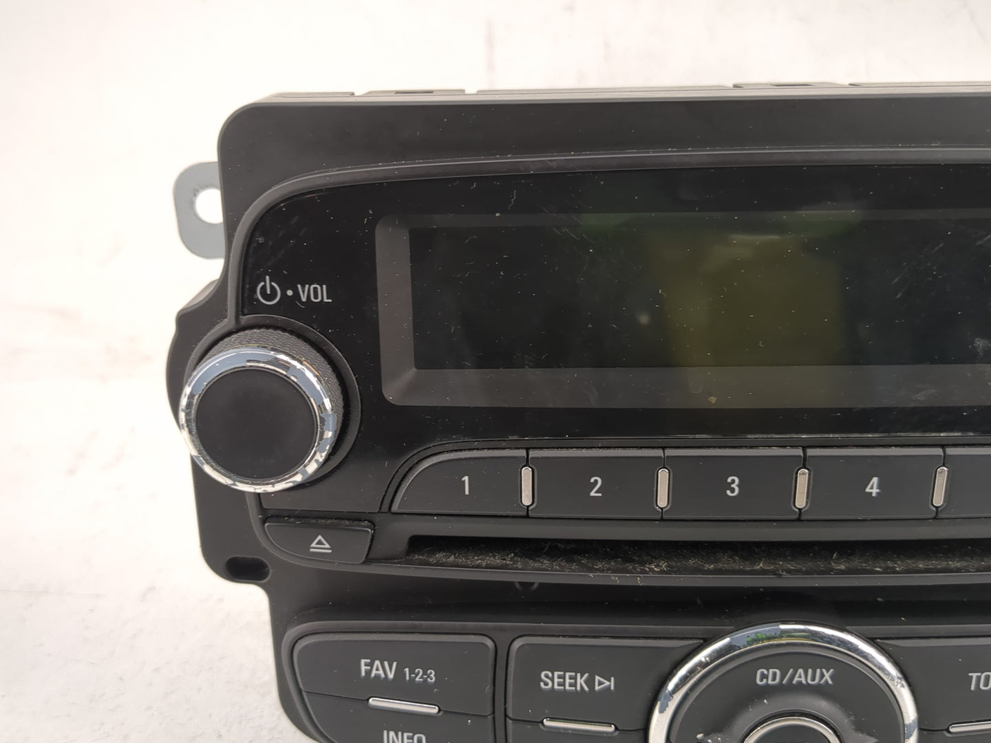 2012 Chevrolet Sonic Radio AM FM Cd Player Receiver Replacement P/N:95179057 Fits OEM Used Auto Parts - Oemusedautoparts1.co