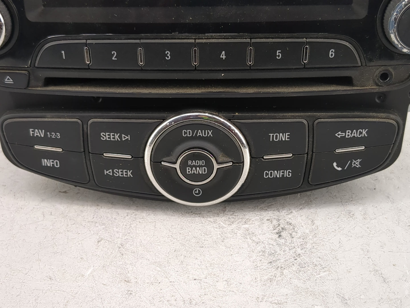 2012 Chevrolet Sonic Radio AM FM Cd Player Receiver Replacement P/N:811403062 95179057 Fits OEM Used Auto Parts - Oemusedaut