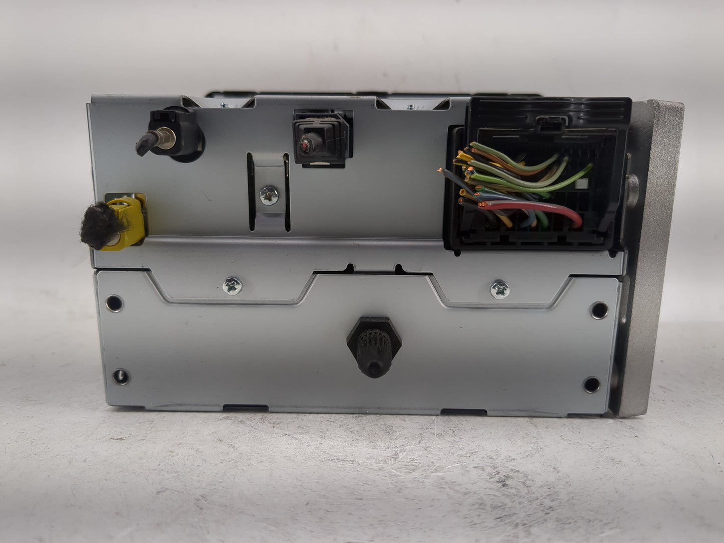 2012 Chevrolet Sonic Radio AM FM Cd Player Receiver Replacement P/N:811403062 95179057 Fits OEM Used Auto Parts - Oemusedaut