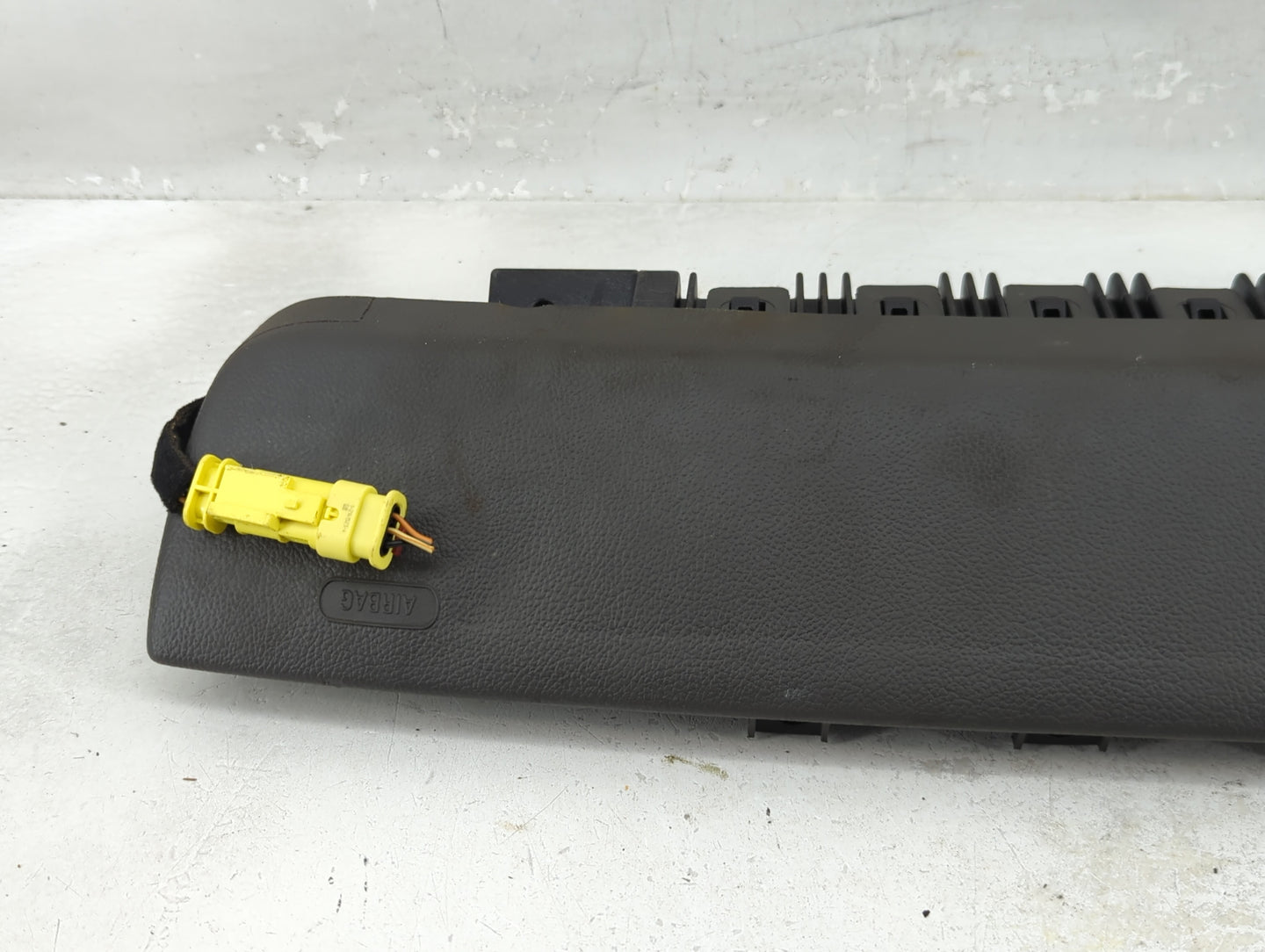 2012-2019 Chevrolet Sonic Air Bag Passenger Right Dashboard OEM P/N:95934659 Fits Fits 2012 2013 2014 2015 2016 2017 2018 20