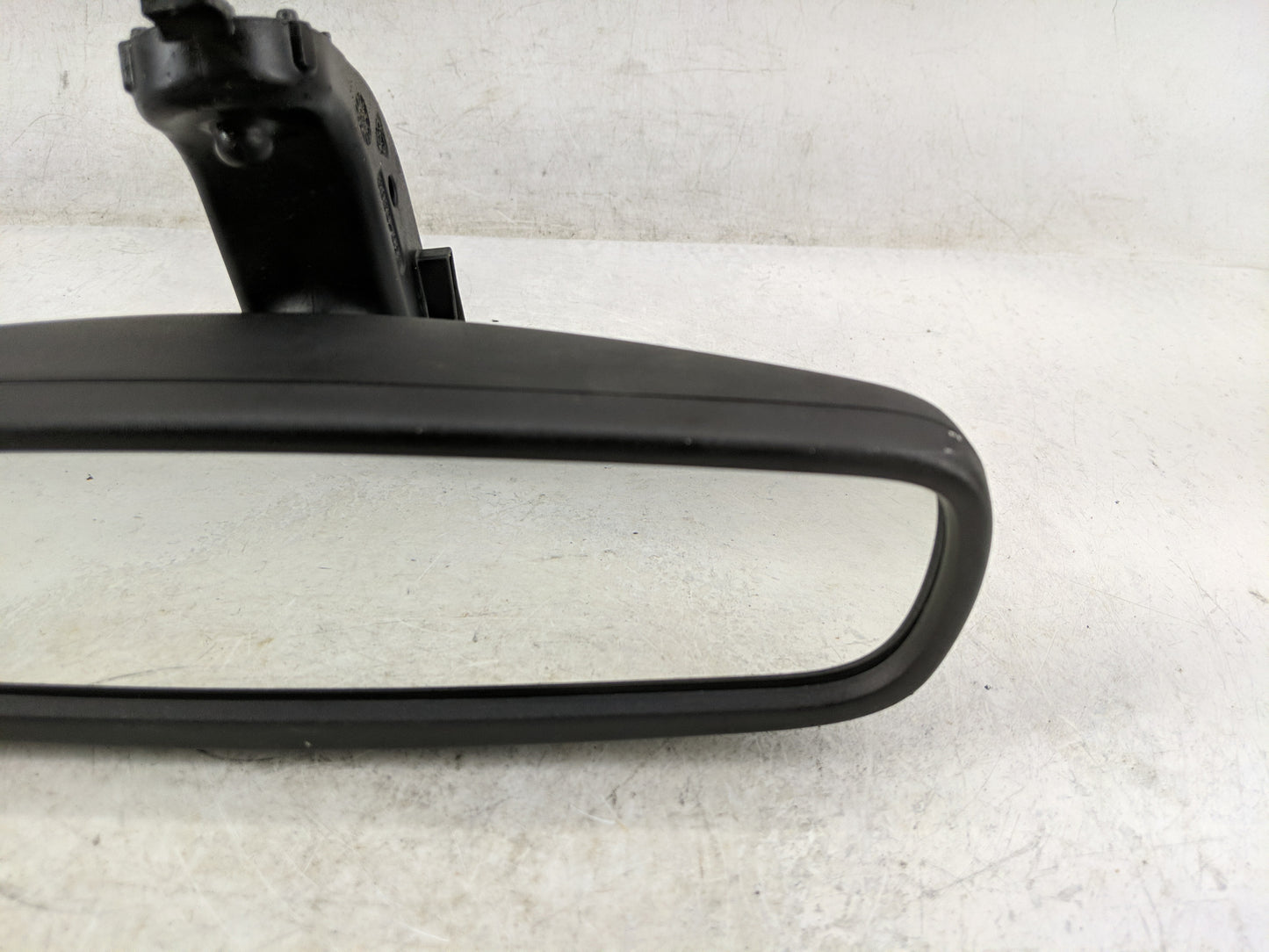 2012 Chevrolet Sonic Interior Rear View Mirror Replacement OEM P/N:A048070 Fits OEM Used Auto Parts - Oemusedautoparts1.com