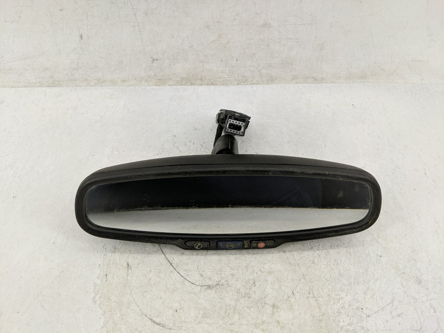 2012 Chevrolet Sonic Interior Rear View Mirror Replacement OEM P/N:A048070 Fits OEM Used Auto Parts - Oemusedautoparts1.com