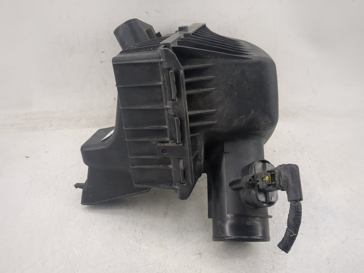 2012-2018 Chevrolet Sonic Air Cleaner Intake-duct Hose Tube 1312931 - Oemusedautoparts1.com