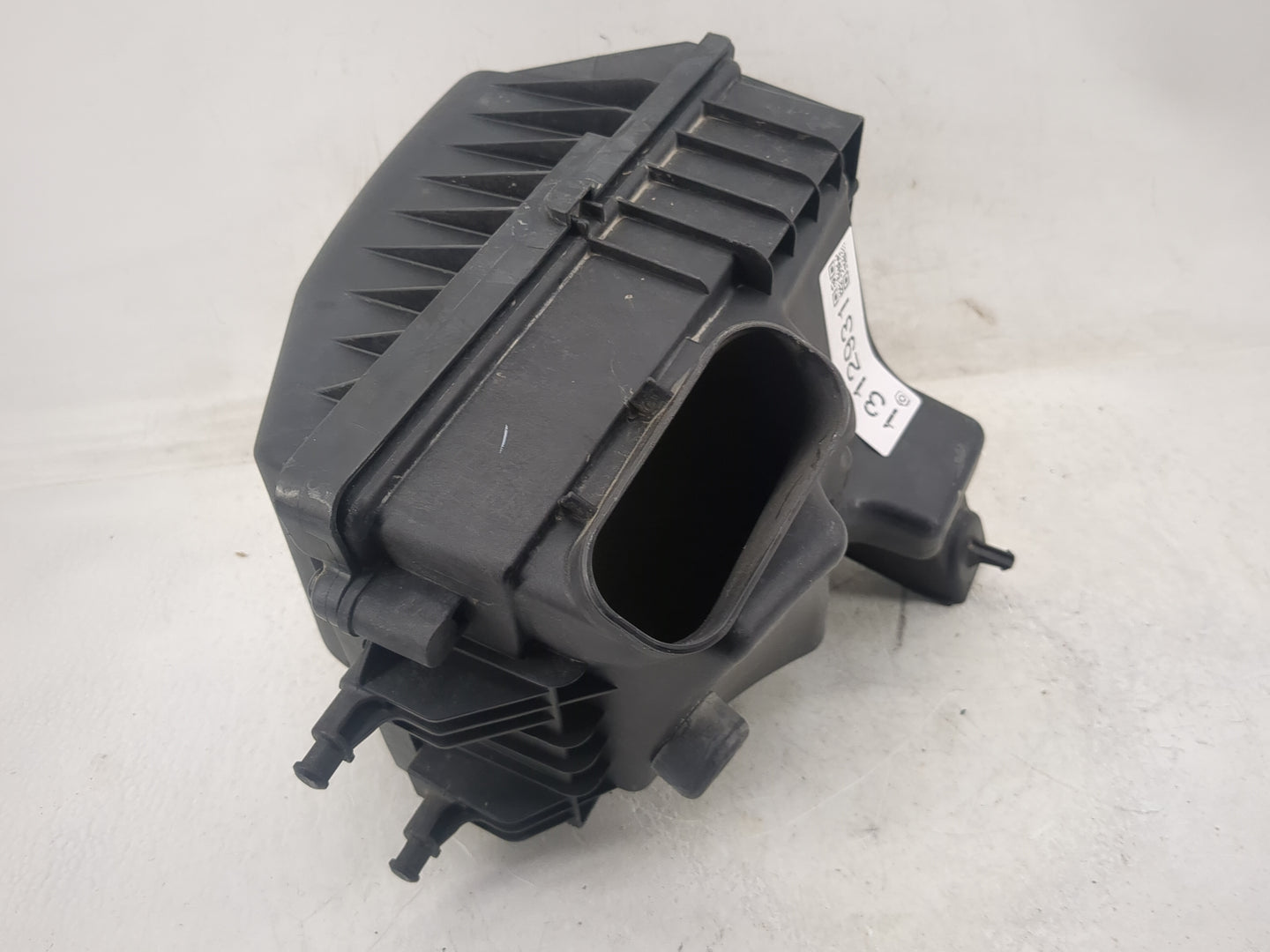 2012-2018 Chevrolet Sonic Air Cleaner Intake-duct Hose Tube 1312931 - Oemusedautoparts1.com