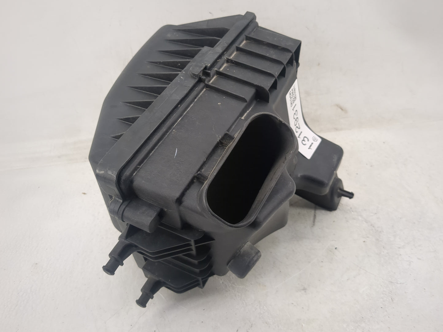 2012-2018 Chevrolet Sonic Air Cleaner Intake-duct Hose Tube 1312931 - Oemusedautoparts1.com