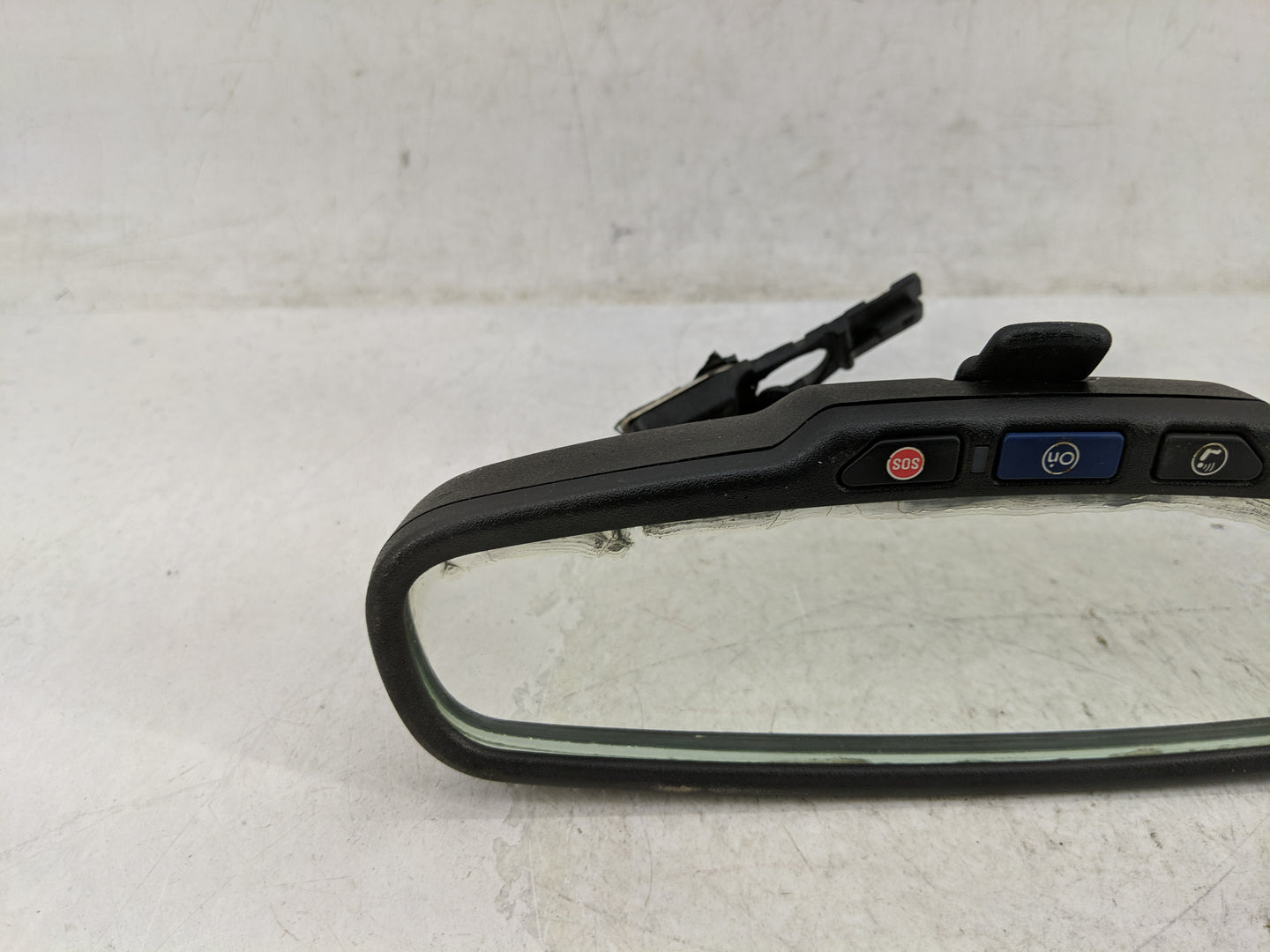 2012 Chevrolet Sonic Interior Rear View Mirror Replacement OEM P/N:A048070 Fits OEM Used Auto Parts - Oemusedautoparts1.com