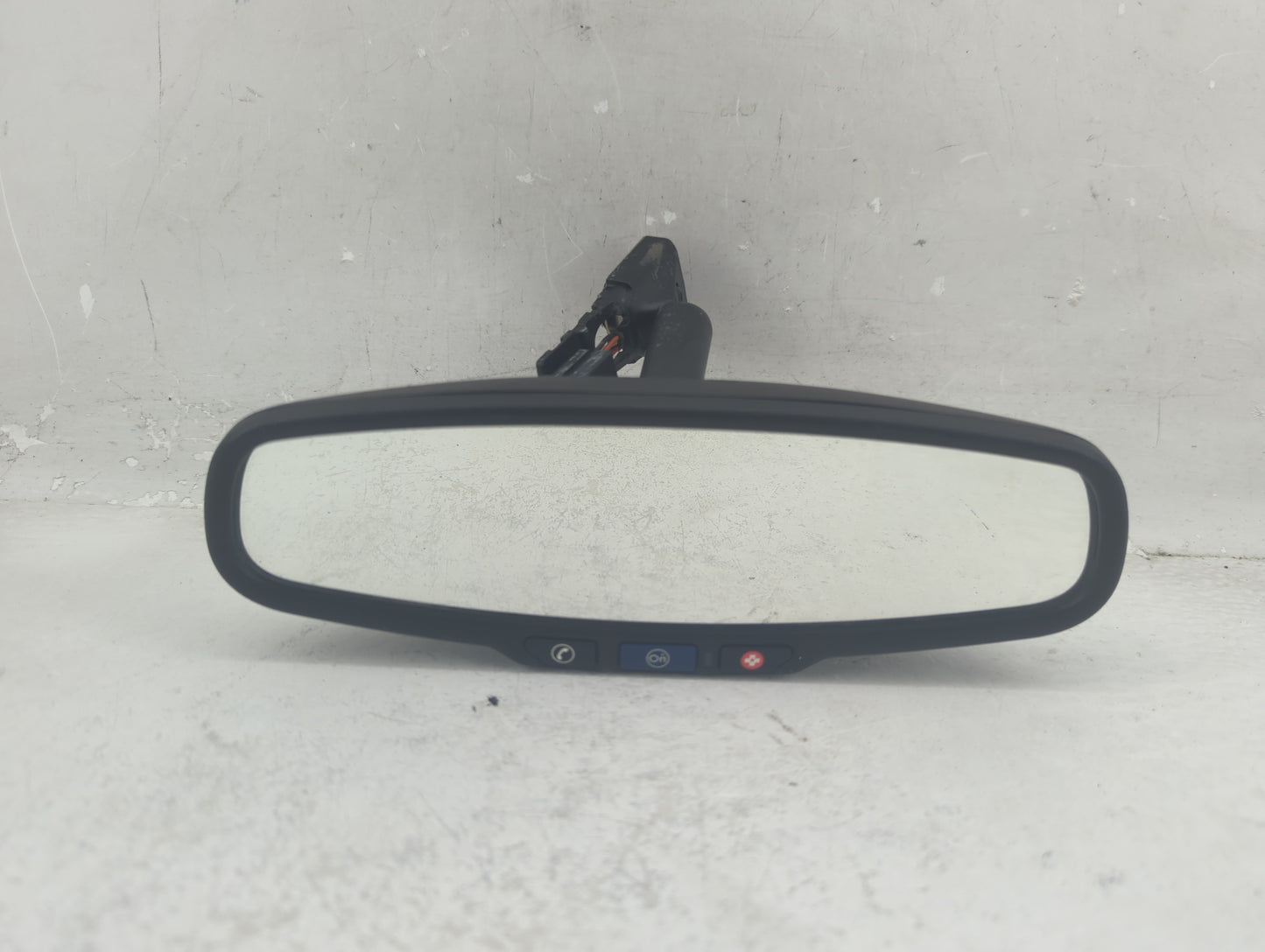 2012 Chevrolet Sonic Interior Rear View Mirror Replacement OEM P/N:A048070 Fits OEM Used Auto Parts - Oemusedautoparts1.com