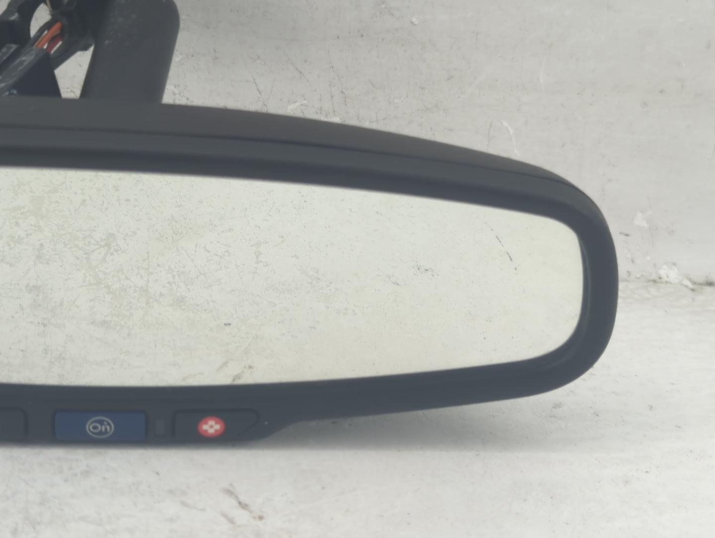 2012 Chevrolet Sonic Interior Rear View Mirror Replacement OEM P/N:A048070 Fits OEM Used Auto Parts - Oemusedautoparts1.com