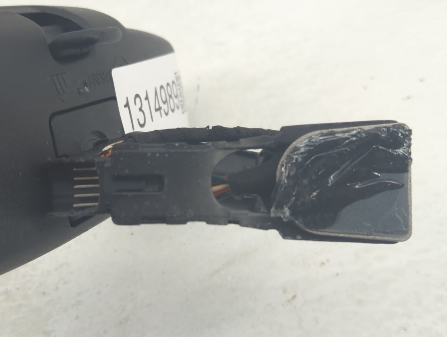 2012 Chevrolet Sonic Interior Rear View Mirror Replacement OEM P/N:A048070 Fits OEM Used Auto Parts - Oemusedautoparts1.com