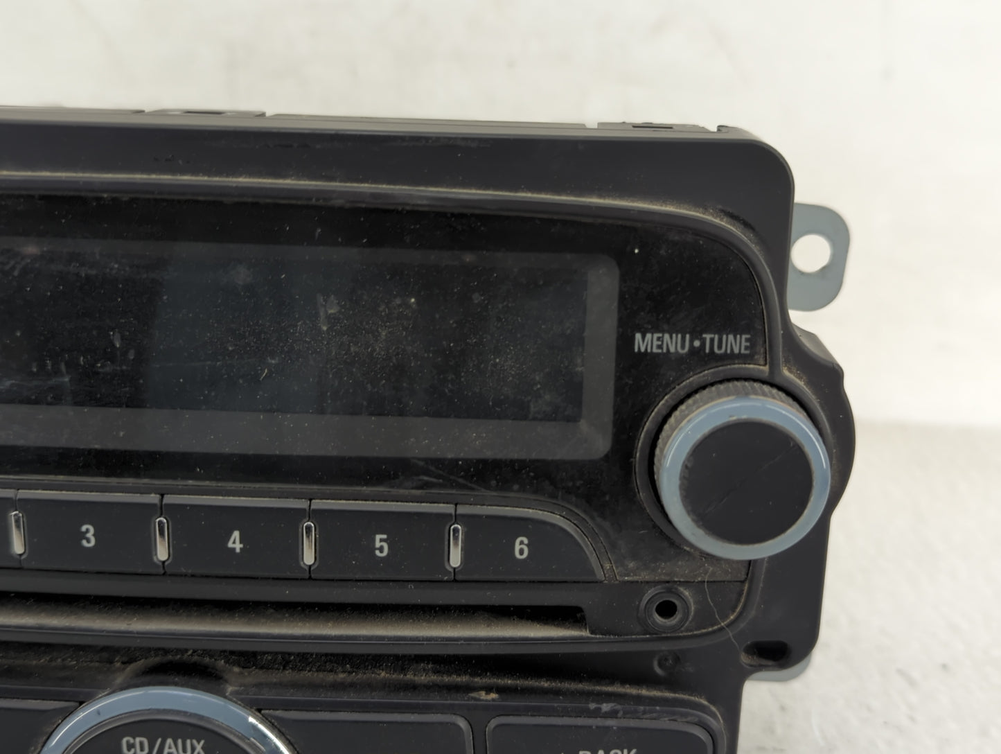 2012 Chevrolet Sonic Radio AM FM Cd Player Receiver Replacement P/N:811403062 95179050 Fits OEM Used Auto Parts - Oemusedaut