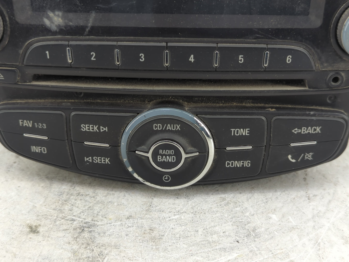 2012 Chevrolet Sonic Radio AM FM Cd Player Receiver Replacement P/N:811403062 95179050 Fits OEM Used Auto Parts - Oemusedaut