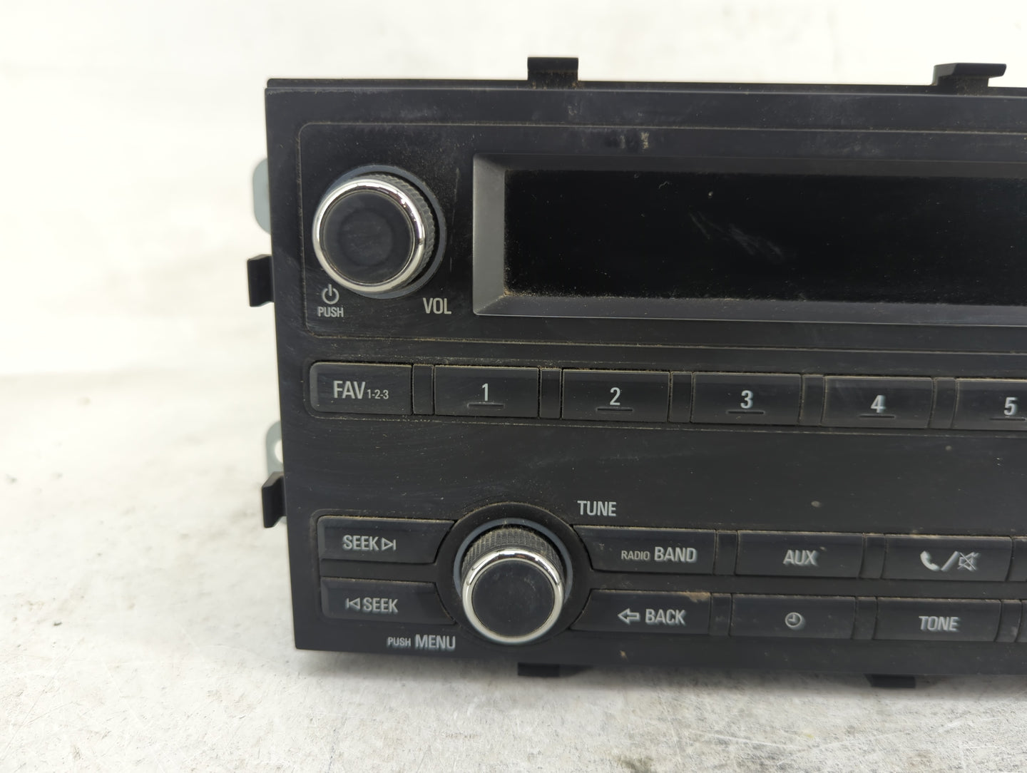 2012 Chevrolet Sonic Radio AM FM Cd Player Receiver Replacement P/N:811403062 95179018 Fits OEM Used Auto Parts - Oemusedaut