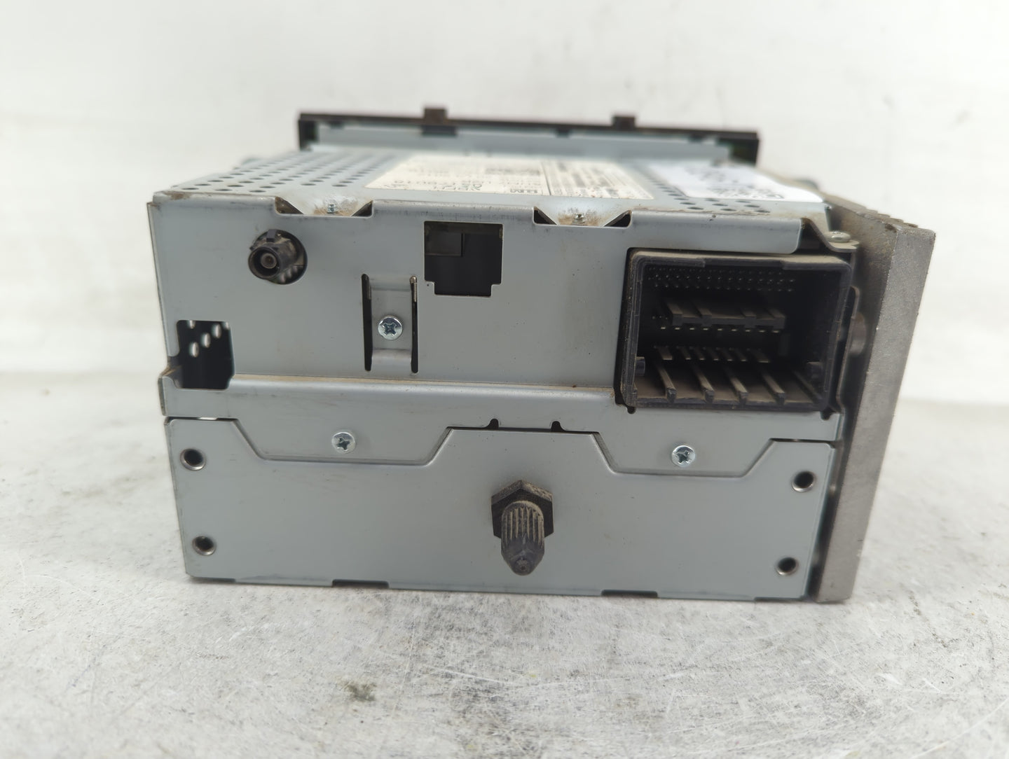 2012 Chevrolet Sonic Radio AM FM Cd Player Receiver Replacement P/N:811403062 95179018 Fits OEM Used Auto Parts - Oemusedaut