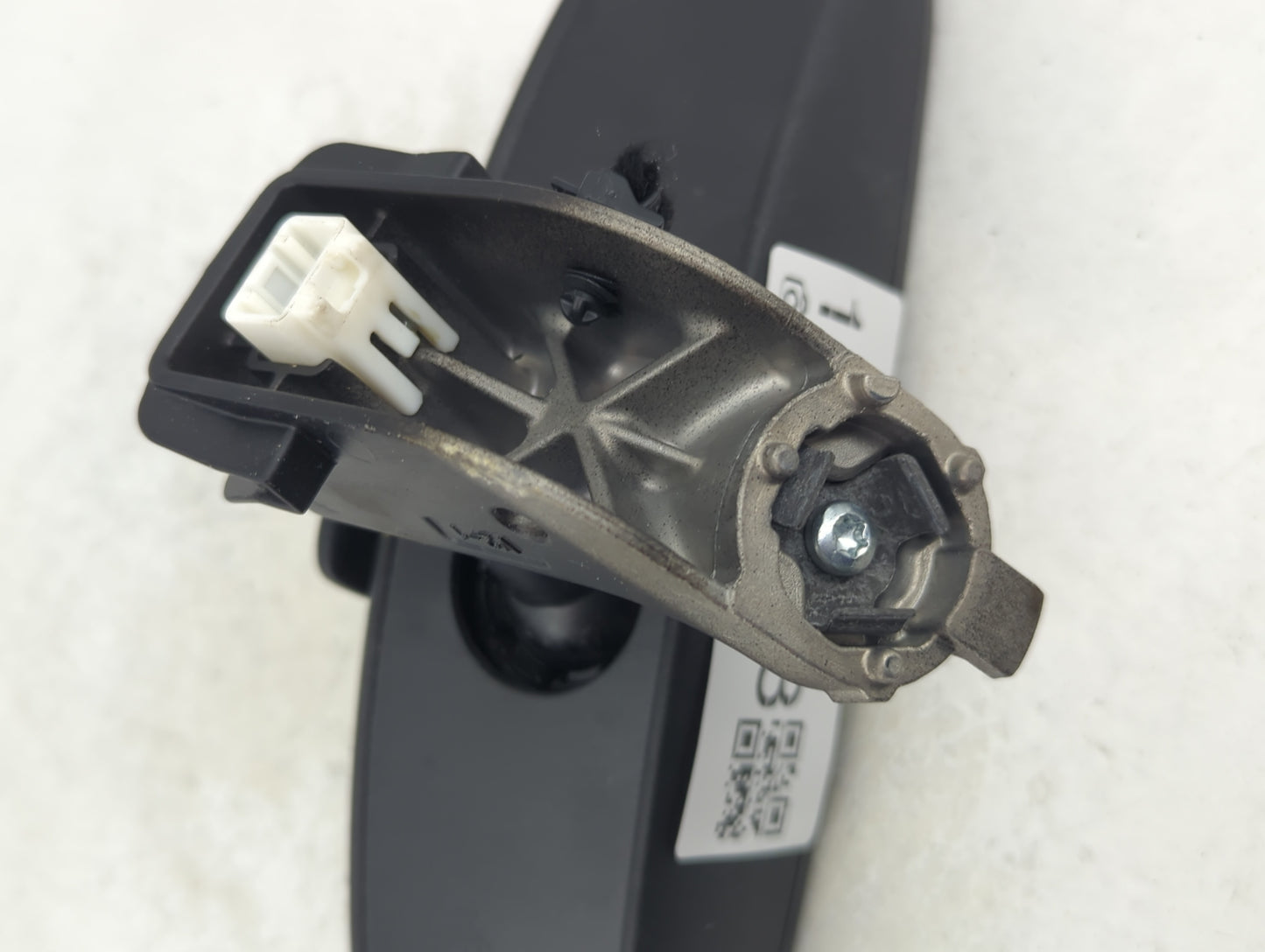 2012-2014 Chevrolet Sonic Interior Rear View Mirror Replacement OEM P/N:A048070 Fits OEM Used Auto Parts - Oemusedautoparts1