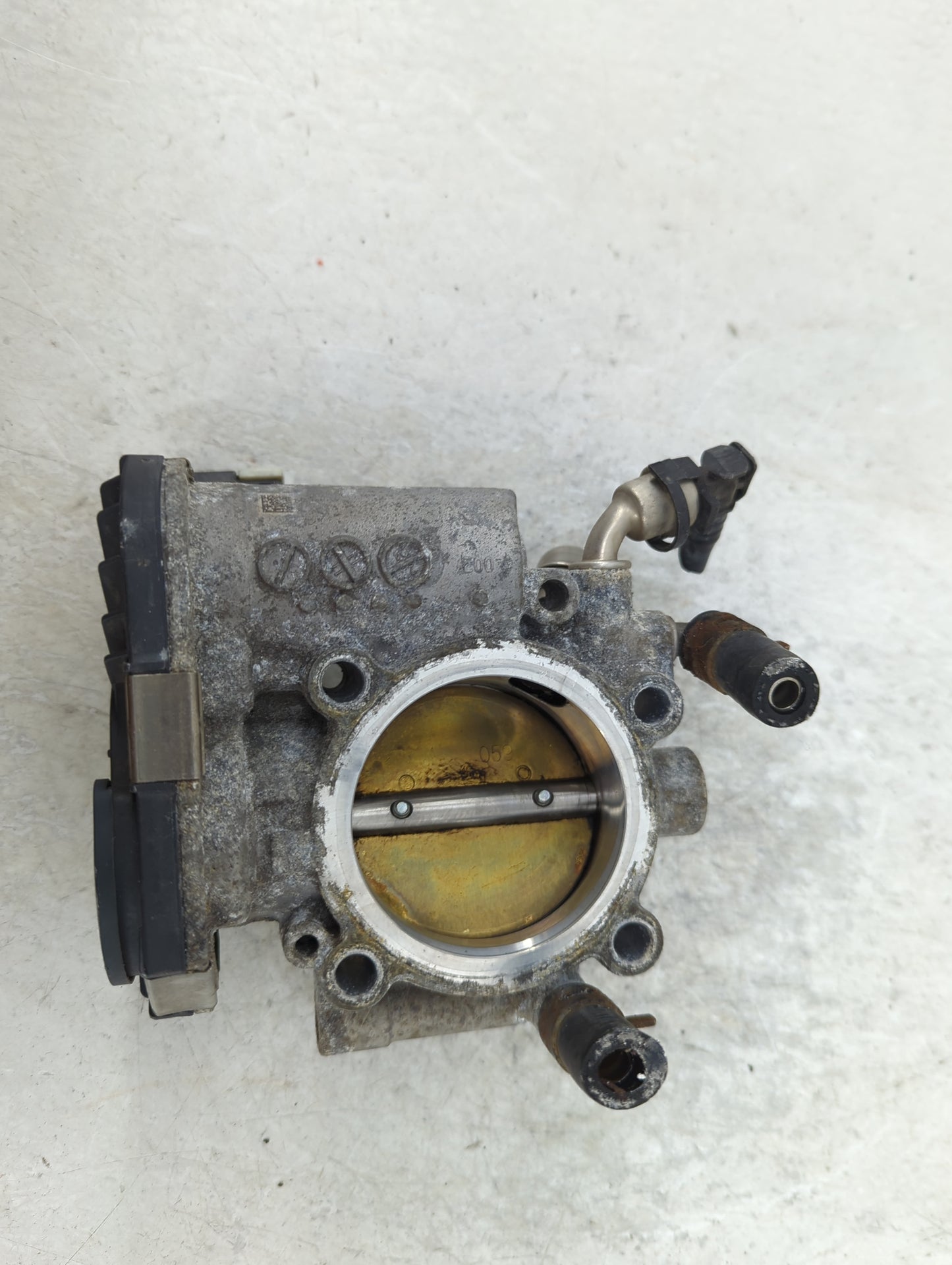 2012-2018 Chevrolet Sonic Throttle Body Fits Fits 2009 2010 2011 2012 2013 2014 2015 2016 2017 2018 OEM Used Auto Parts - Oe