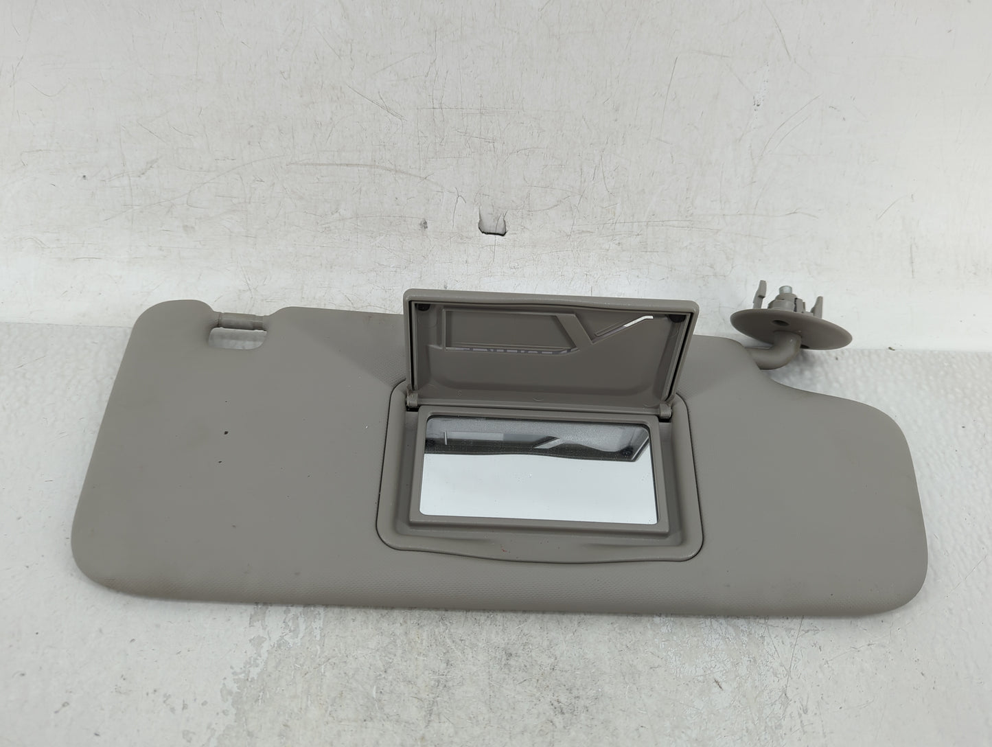 2012-2019 Chevrolet Sonic Sun Visor Shade Replacement Passenger Right Mirror Fits Fits 2012 2013 2014 2015 2016 2017 2018 20
