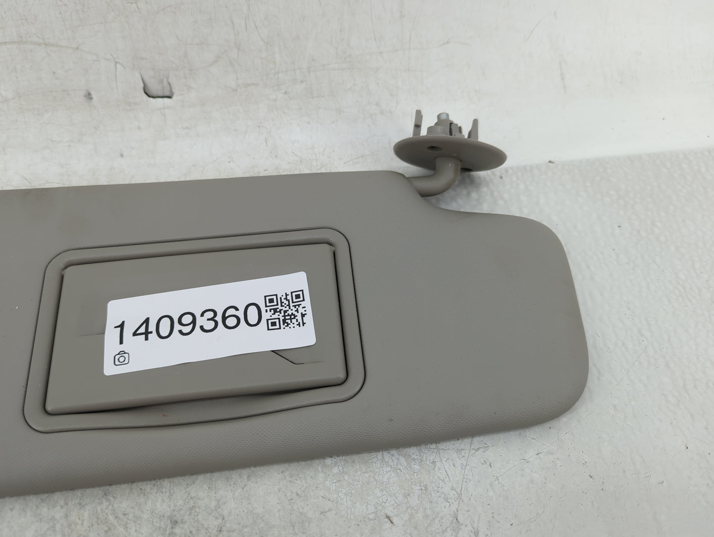 2012-2019 Chevrolet Sonic Sun Visor Shade Replacement Passenger Right Mirror Fits Fits 2012 2013 2014 2015 2016 2017 2018 20