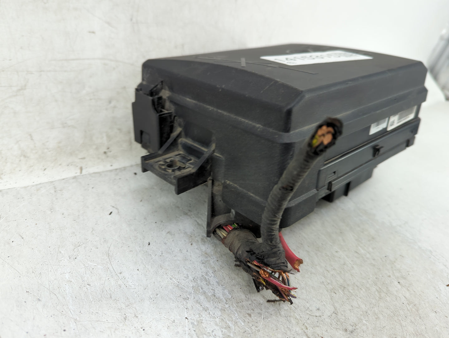 2012-2013 Chevrolet Sonic Fusebox Fuse Box Panel Relay Module Fits Fits 2012 2013 OEM Used Auto Parts - Oemusedautoparts1.co