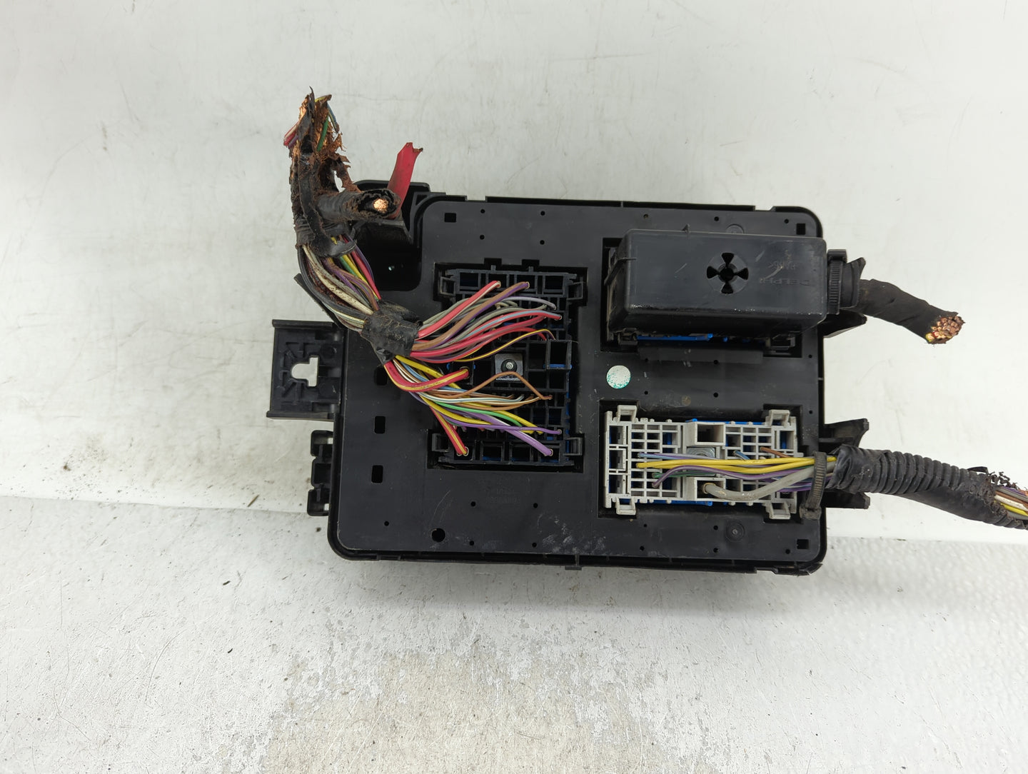 2012-2013 Chevrolet Sonic Fusebox Fuse Box Panel Relay Module Fits Fits 2012 2013 OEM Used Auto Parts - Oemusedautoparts1.co