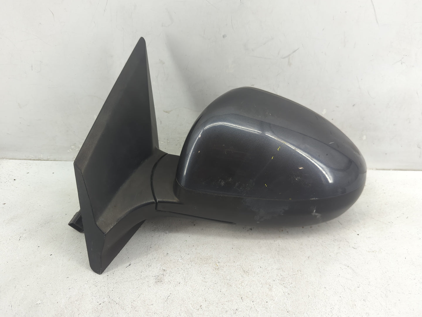 2012-2019 Chevrolet Sonic Driver Side View Mirror - Left Door Mirror OEM Used - Oemusedautoparts1.com