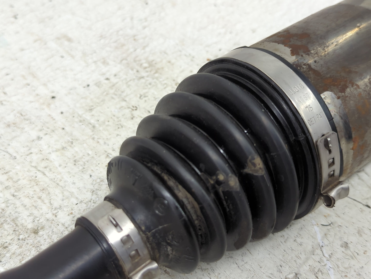 2012-2018 Chevrolet Sonic Axle Shaft Front Passenger Cv C/v - Oemusedautoparts1.com