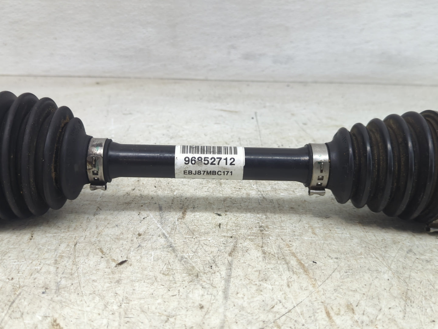 2012-2018 Chevrolet Sonic Axle Shaft Front Driver Cv C/v - Oemusedautoparts1.com