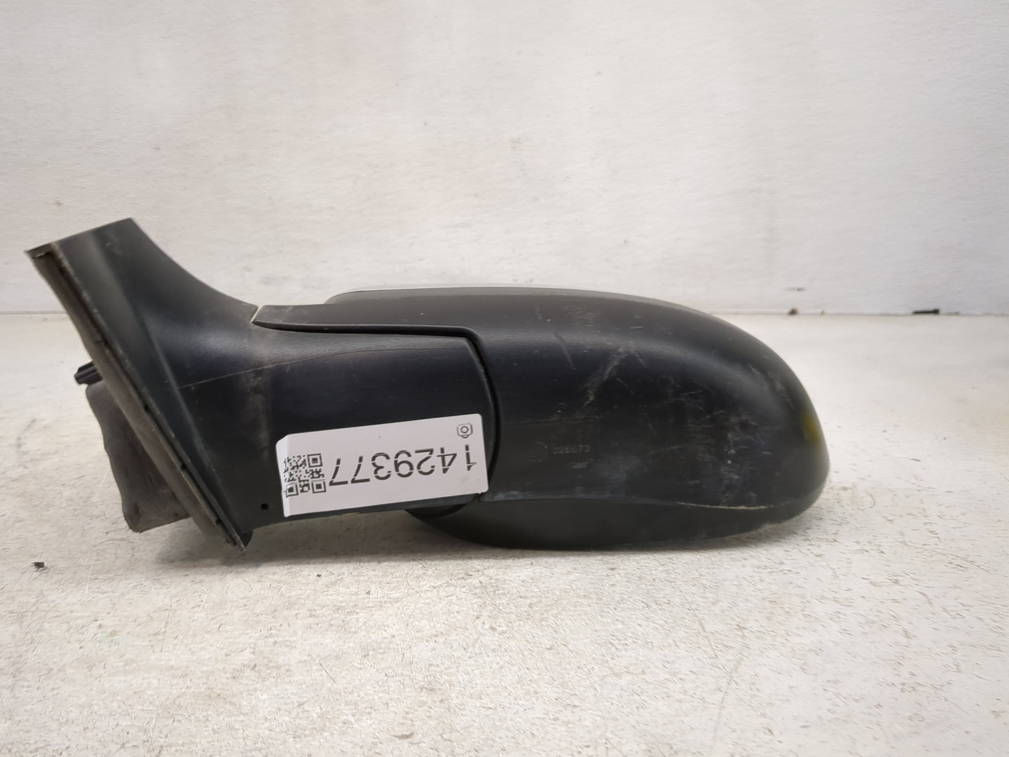 2012-2019 Chevrolet Sonic Driver Side View Mirror - Left Door Mirror OEM Used - Oemusedautoparts1.com
