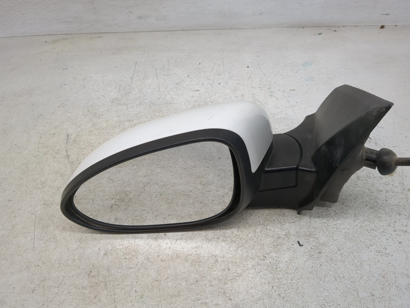 2012-2019 Chevrolet Sonic Driver Side View Mirror - Left Door Mirror OEM Used - Oemusedautoparts1.com