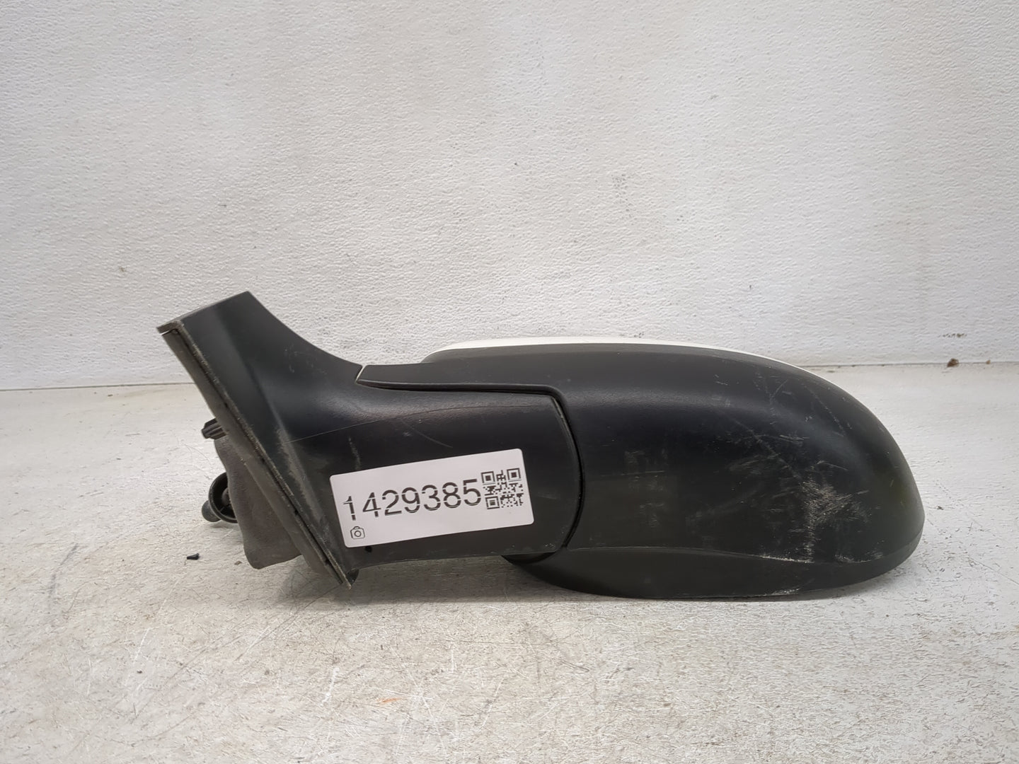 2012-2019 Chevrolet Sonic Driver Side View Mirror - Left Door Mirror OEM Used - Oemusedautoparts1.com