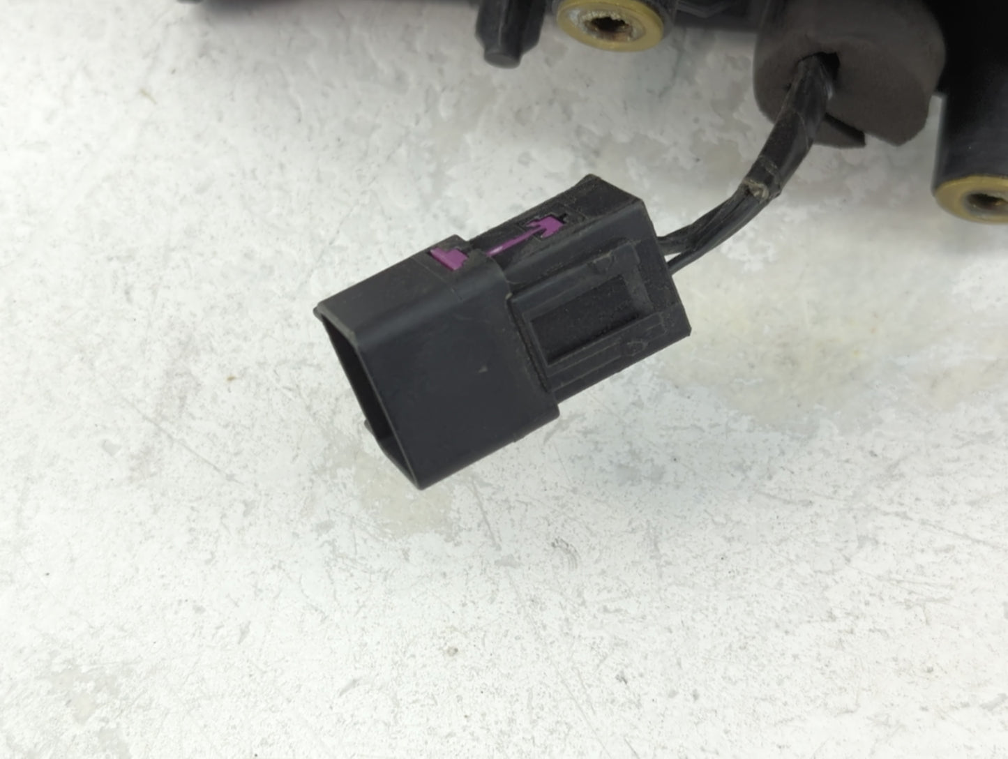 2012-2019 Chevrolet Sonic Passenger Side View Mirror - Right Door Mirror OEM Used - Oemusedautoparts1.com
