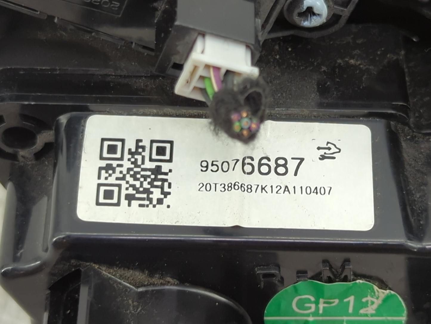 2012 Chevrolet Sonic Climate Control Module Temperature AC/Heater Replacement P/N:95076687 Fits OEM Used Auto Parts - Oemuse