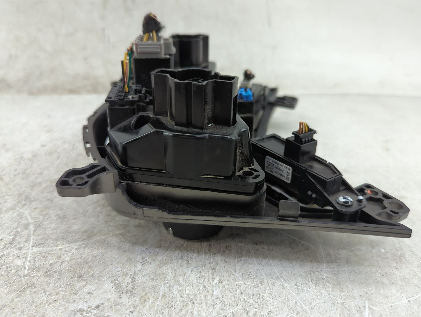 2012 Chevrolet Sonic Climate Control Module Temperature AC/Heater Replacement P/N:95076687 Fits OEM Used Auto Parts - Oemuse