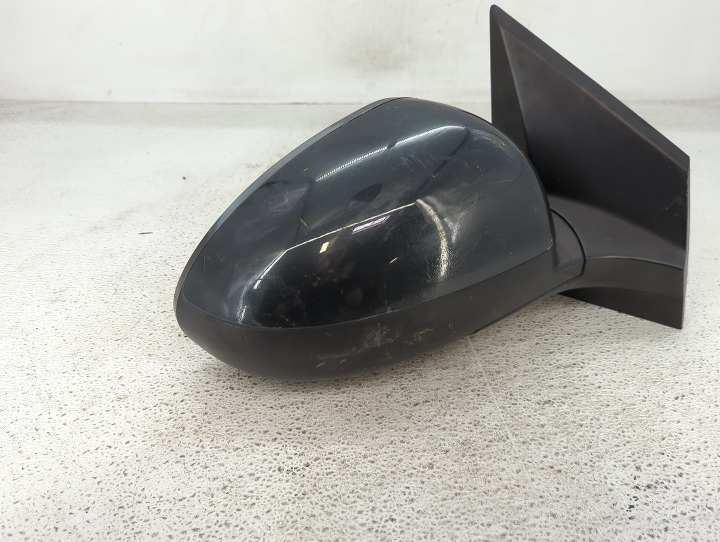 2012-2019 Chevrolet Sonic Passenger Side View Mirror - Right Door Mirror OEM Used - Oemusedautoparts1.com
