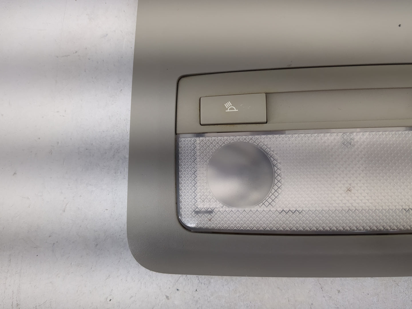 2012 Chevrolet Sonic Overhead Roof Console Tan - Oemusedautoparts1.com