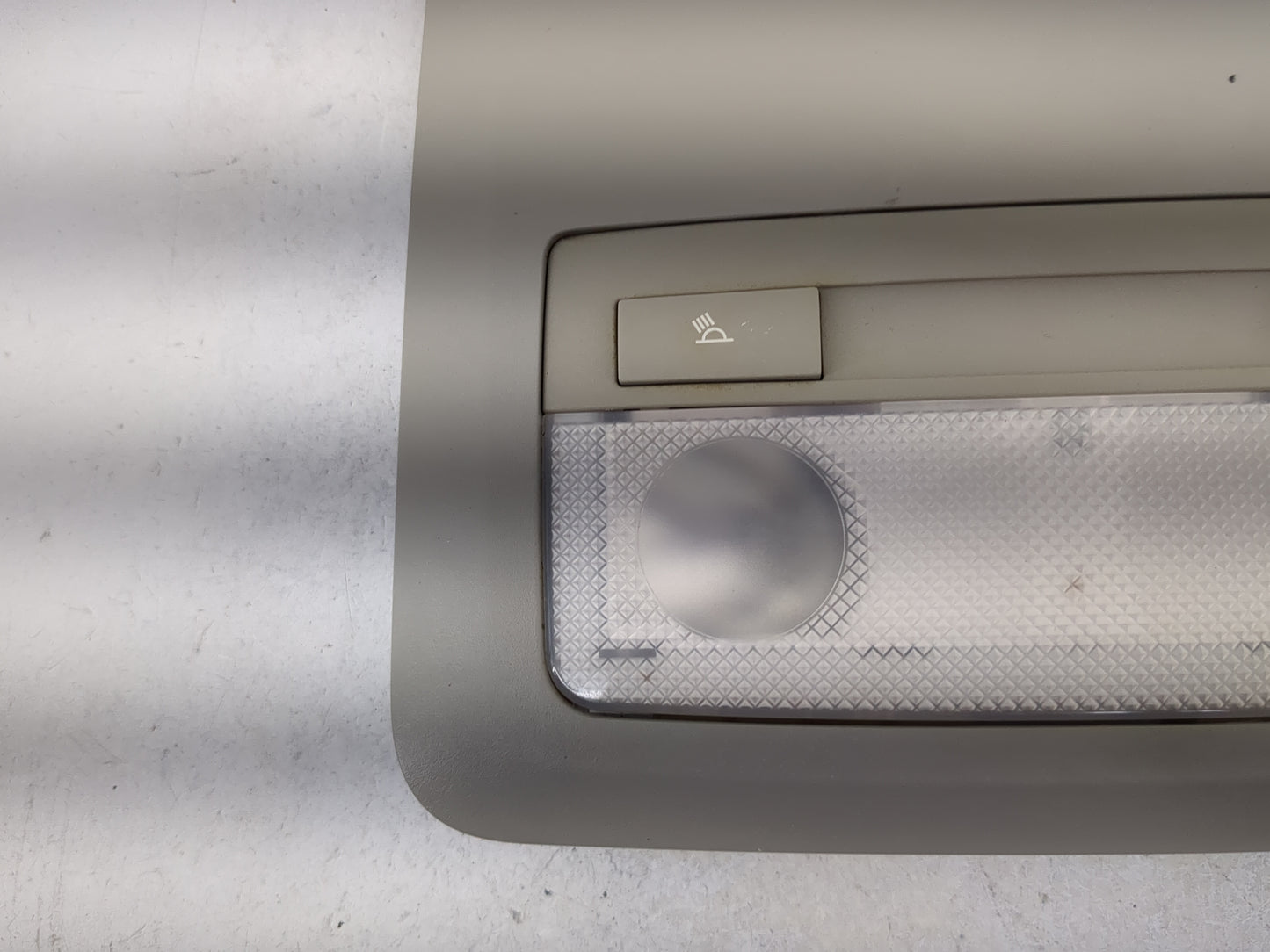 2012 Chevrolet Sonic Overhead Roof Console Tan - Oemusedautoparts1.com