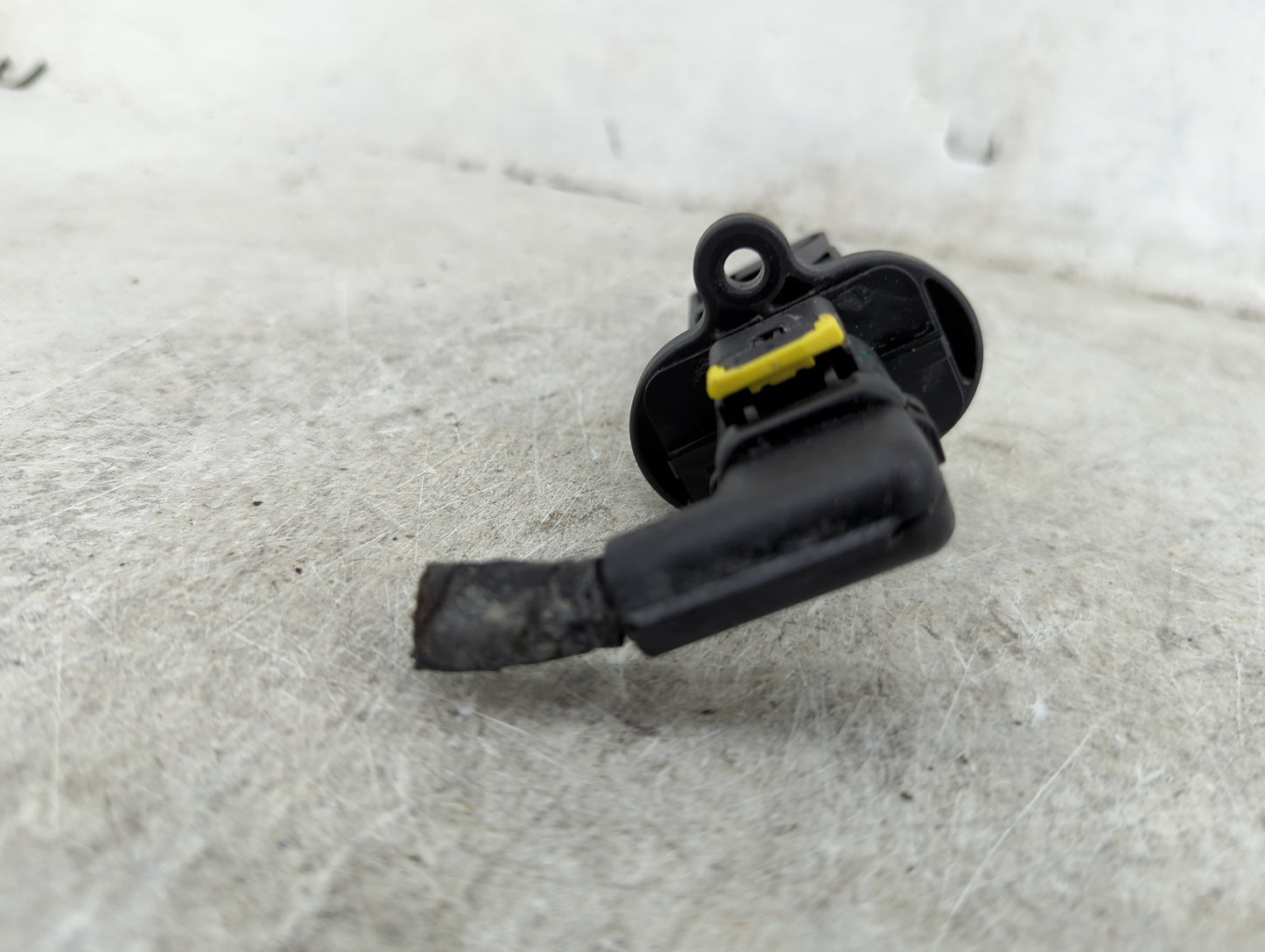 2012-2012 Chevrolet Sonic Mass Air Flow Meter Maf 1488137 - Oemusedautoparts1.com