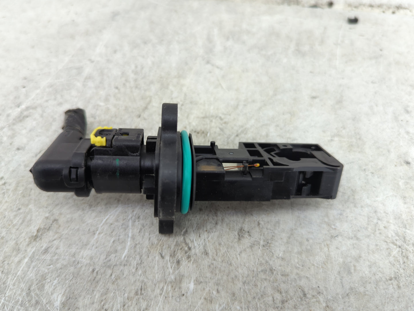 2012-2012 Chevrolet Sonic Mass Air Flow Meter Maf 1488137 - Oemusedautoparts1.com