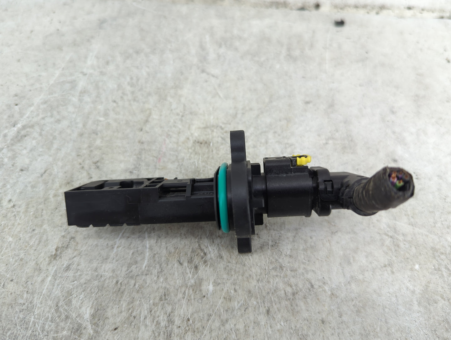 2012-2012 Chevrolet Sonic Mass Air Flow Meter Maf 1488137 - Oemusedautoparts1.com