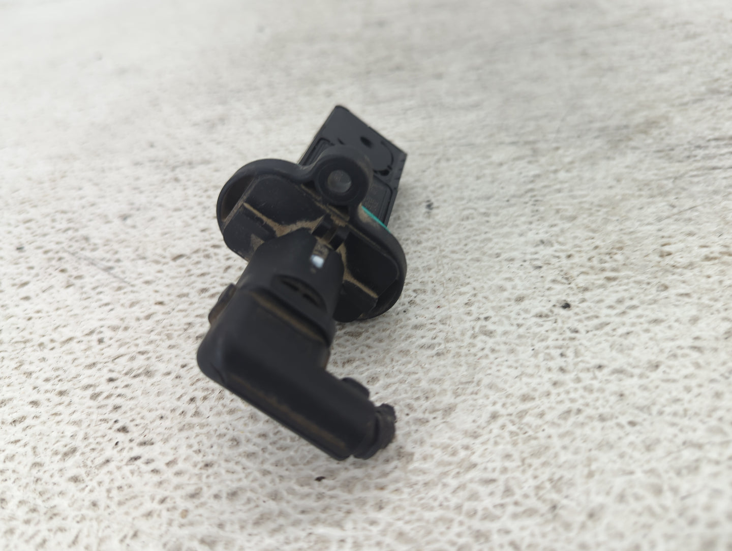 2012-2012 Chevrolet Sonic Mass Air Flow Meter Maf 1489875 - Oemusedautoparts1.com